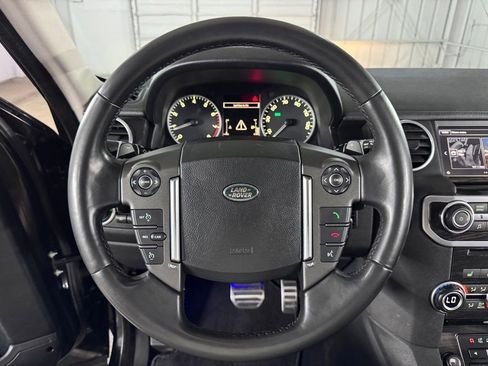 Used 2016 Land Rover LR4 AWD/4WD image 30