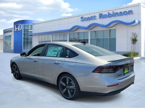Used 2026 Honda Accord Sport image 3