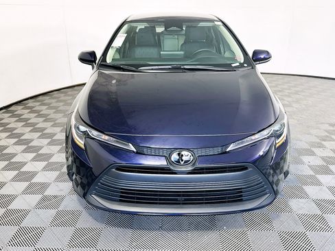 Used 2025 Toyota Corolla LE FWD image 8