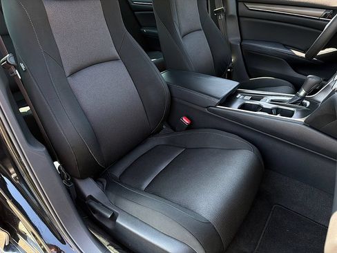 Used 2018 Honda Accord LX image 23