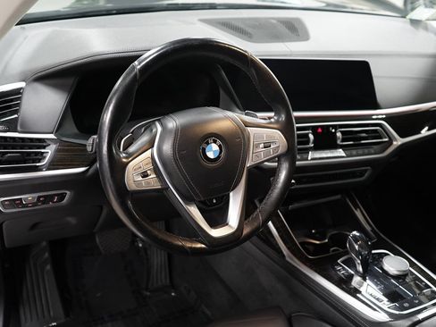 Used 2021 BMW X7 xDrive40i w/ Parking Assistance Package AWD/4WD image 10