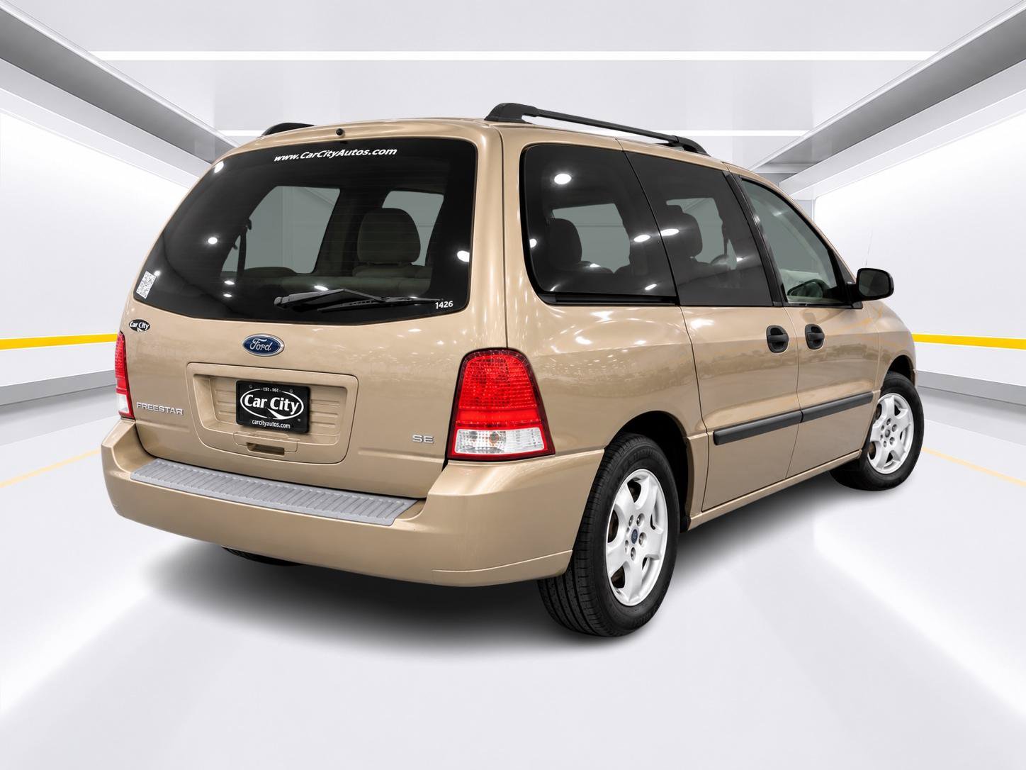 Used 2004 Ford Freestar SE FWD image 5