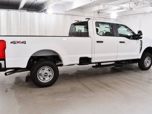New 2026 Ford F350 XL w/ XL Driver Assist Package AWD/4WD image 11