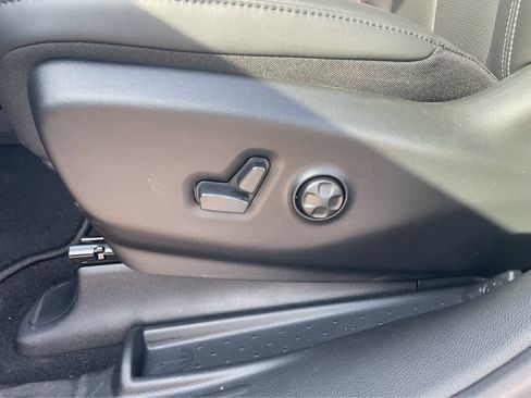 New 2026 Chrysler Pacifica Select w/ S Appearance Package image 18