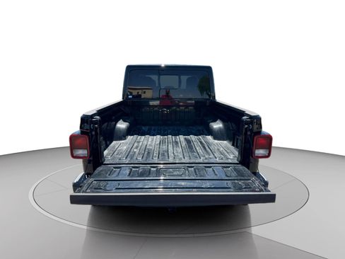 Used 2021 Jeep Gladiator Overland AWD/4WD image 19