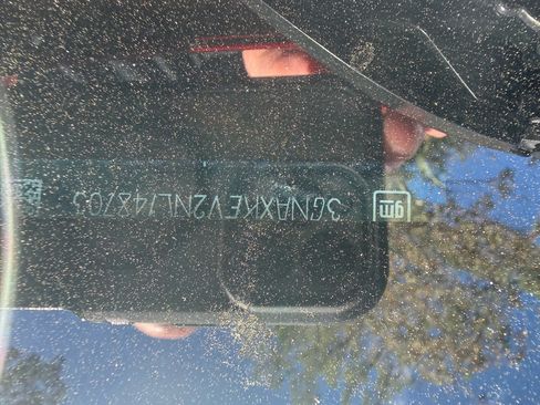 Used 2022 Chevrolet Equinox LT image 12