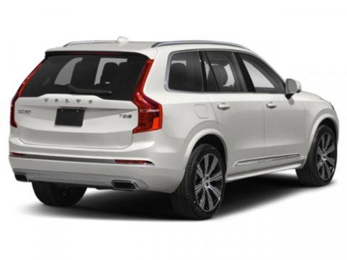 Used 2021 Volvo XC90 T8 Inscription Expression w/ Protection Package Premier image 2