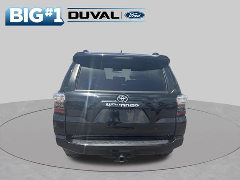 Used 2024 Toyota 4Runner SR5 AWD/4WD image 6