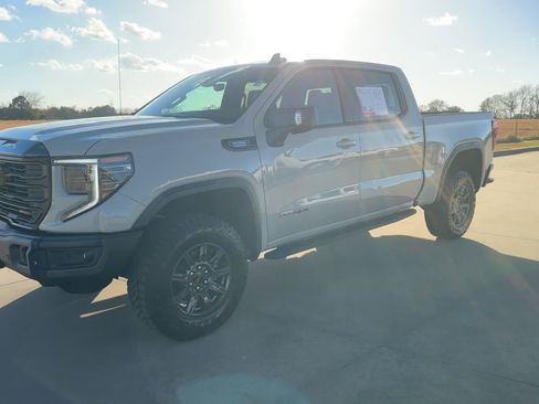 Used 2026 GMC Sierra 1500 AT4X image 4