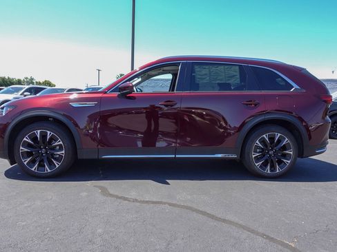 Certified 2024 MAZDA CX-90 Plug-In Hybrid w/ Premium Pkg AWD/4WD image 8