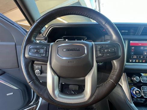 Used 2021 GMC Yukon Denali w/ Denali Premium Package AWD/4WD image 30