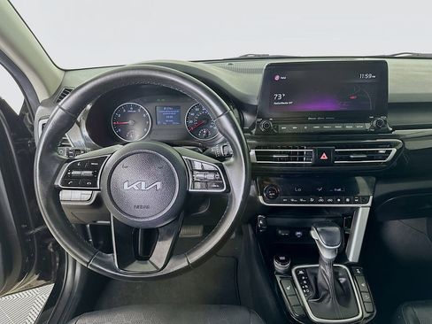 Used 2022 Kia Seltos EX AWD/4WD image 19