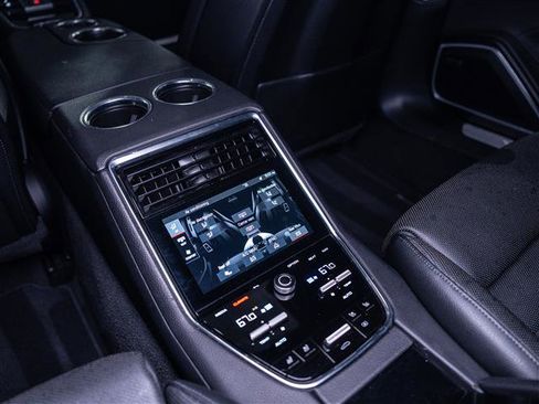 Used 2022 Porsche Panamera 4 Executive image 29