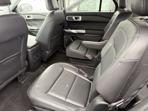 Used 2023 Ford Explorer XLT w/ Equipment Group 202A image 22