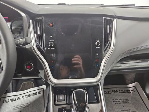 Certified 2025 Subaru Outback Onyx Edition image 19