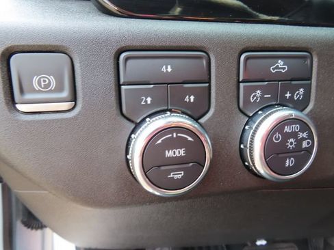 Used 2024 GMC Sierra 2500 SLE w/ SLE Convenience Package AWD/4WD image 38