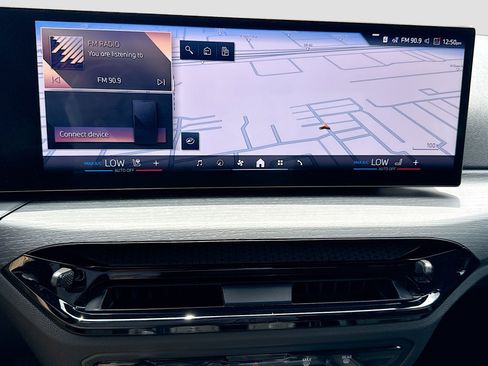 New 2026 BMW 330i xDrive Sedan w/ Premium Package AWD/4WD image 33