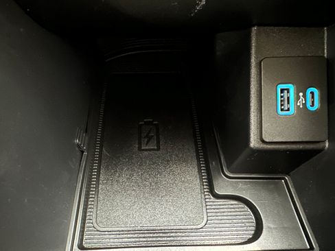 Used 2023 Ford Edge SEL w/ Convenience Package AWD/4WD image 19