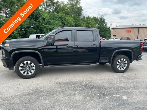 Used 2023 Chevrolet Silverado 2500 Custom w/ Custom Value Package AWD/4WD image 6