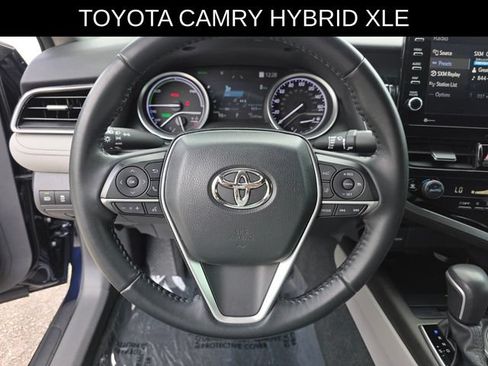 Used 2022 Toyota Camry XLE FWD image 26