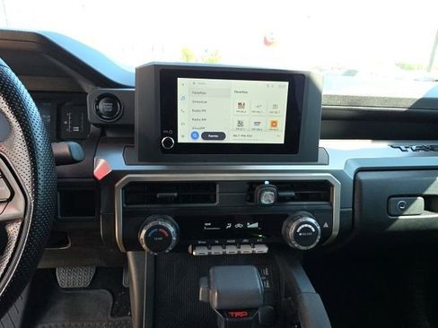 Used 2025 Toyota Tacoma SR5 image 17