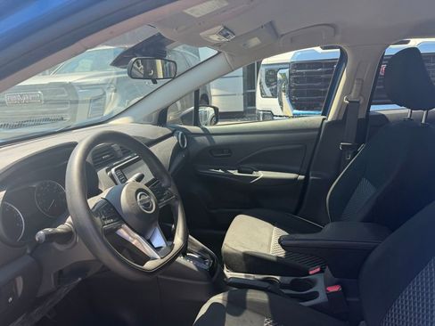 Used 2021 Nissan Versa S FWD image 9