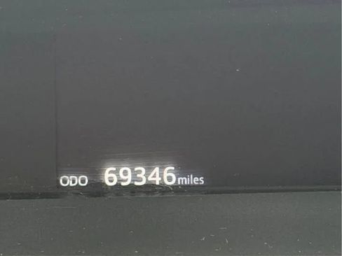 Used 2018 Toyota Prius One FWD image 10