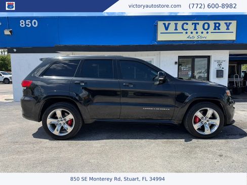Used 2016 Jeep Grand Cherokee SRT AWD/4WD image 5