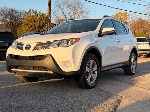 Used 2015 Toyota RAV4 XLE image 7