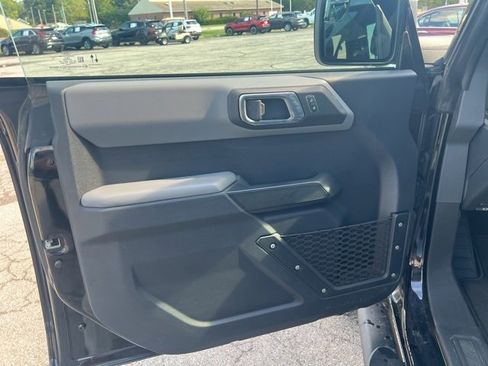 Used 2022 Ford Bronco Big Bend image 29