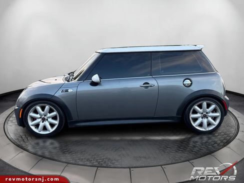 Used 2004 MINI Cooper S FWD image 2