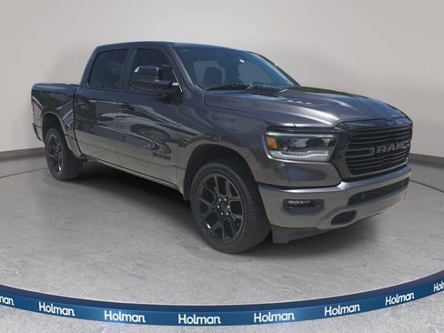 Used 2023 RAM 1500 Laramie AWD/4WD image 4