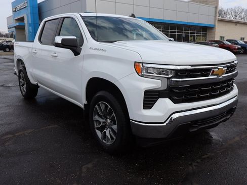 New 2026 Chevrolet Silverado 1500 LT image 2