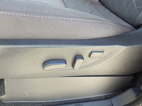 New 2026 Nissan Frontier SV w/ Tow Package image 14