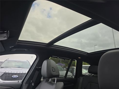 Certified 2022 BMW X3 sDrive30i w/ M Sport Package 2 image 27