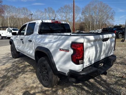 New 2026 Chevrolet Colorado Trail Boss AWD/4WD image 9