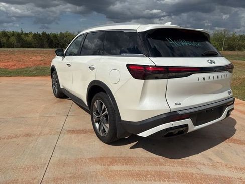 Used 2023 INFINITI QX60 Luxe w/ Vision Package image 7