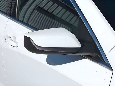 Used 2024 Chevrolet Malibu LT image 14