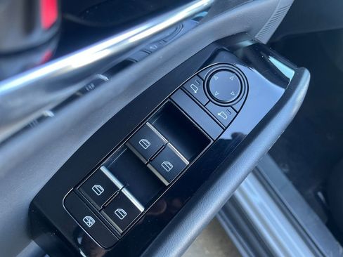 Used 2025 MAZDA CX-30 AWD 2.5 S w/ Preferred Package image 12