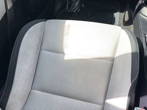 Used 2016 Toyota RAV4 XLE AWD/4WD image 20