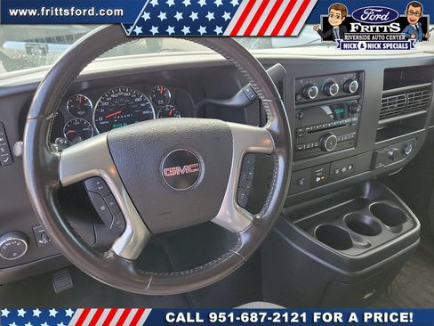 Used 2017 GMC Savana 3500 LT w/ LT Preferred Equipment Group image 5