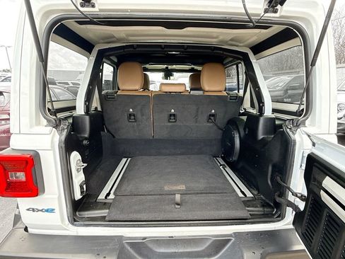 Used 2021 Jeep Wrangler Unlimited Rubicon 4xe w/ Cold Weather Group image 30