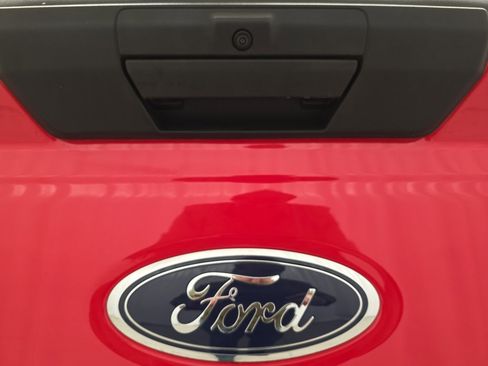 Used 2023 Ford F250 XL w/ Snow Plow Prep Package AWD/4WD image 18