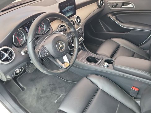 Used 2018 Mercedes-Benz GLA 250 image 18
