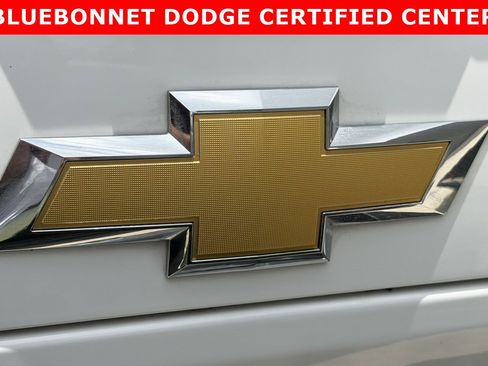 Used 2025 Chevrolet Silverado 2500 High Country w/ High Country Premium Package AWD/4WD image 9