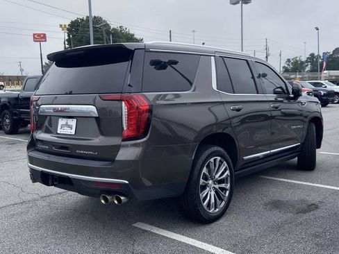 Used 2021 GMC Yukon Denali w/ Denali Premium Package RWD image 3