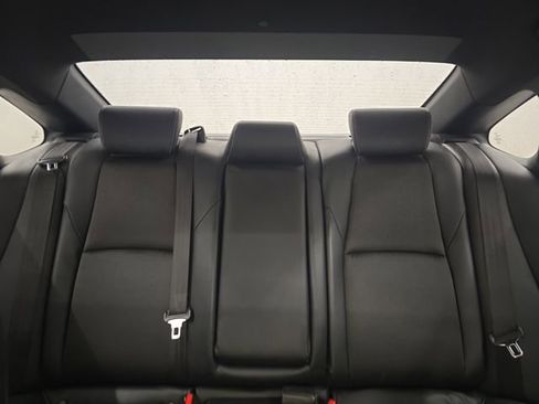 Used 2018 Honda Accord Sport image 21