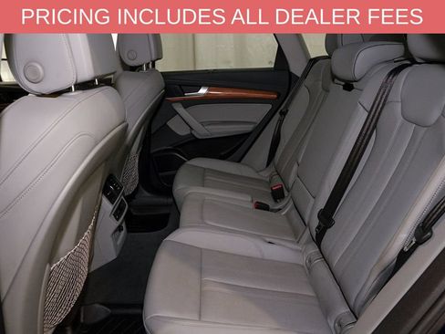 Used 2021 Audi Q5 Prestige w/ Prestige Package AWD/4WD image 10