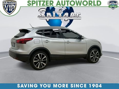 Used 2018 Nissan Rogue Sport SL w/ SL Premium Package AWD/4WD image 9