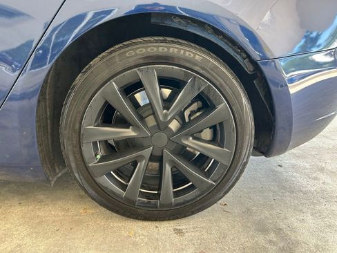 Used 2022 Tesla Model 3 RWD image 13